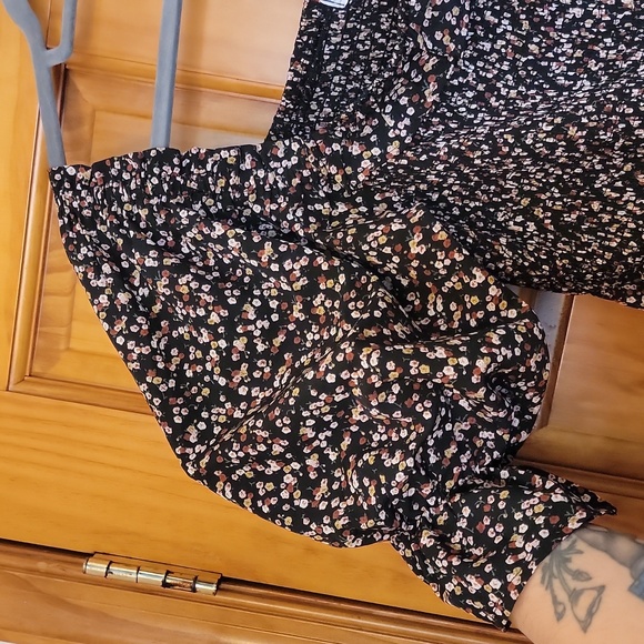 Floral Midi Dress - Picture 10 of 16